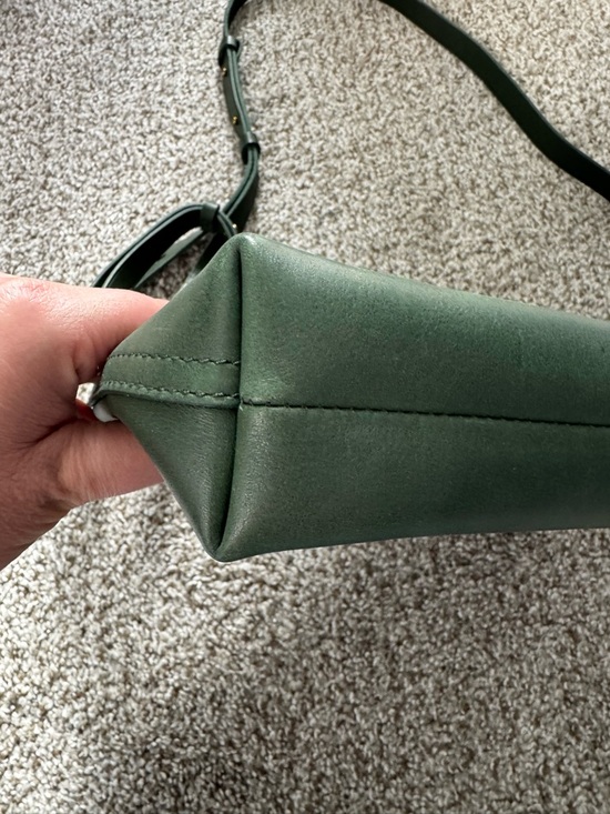 The Transport Shoulder Crossbody Bag - Picture 5 of 10